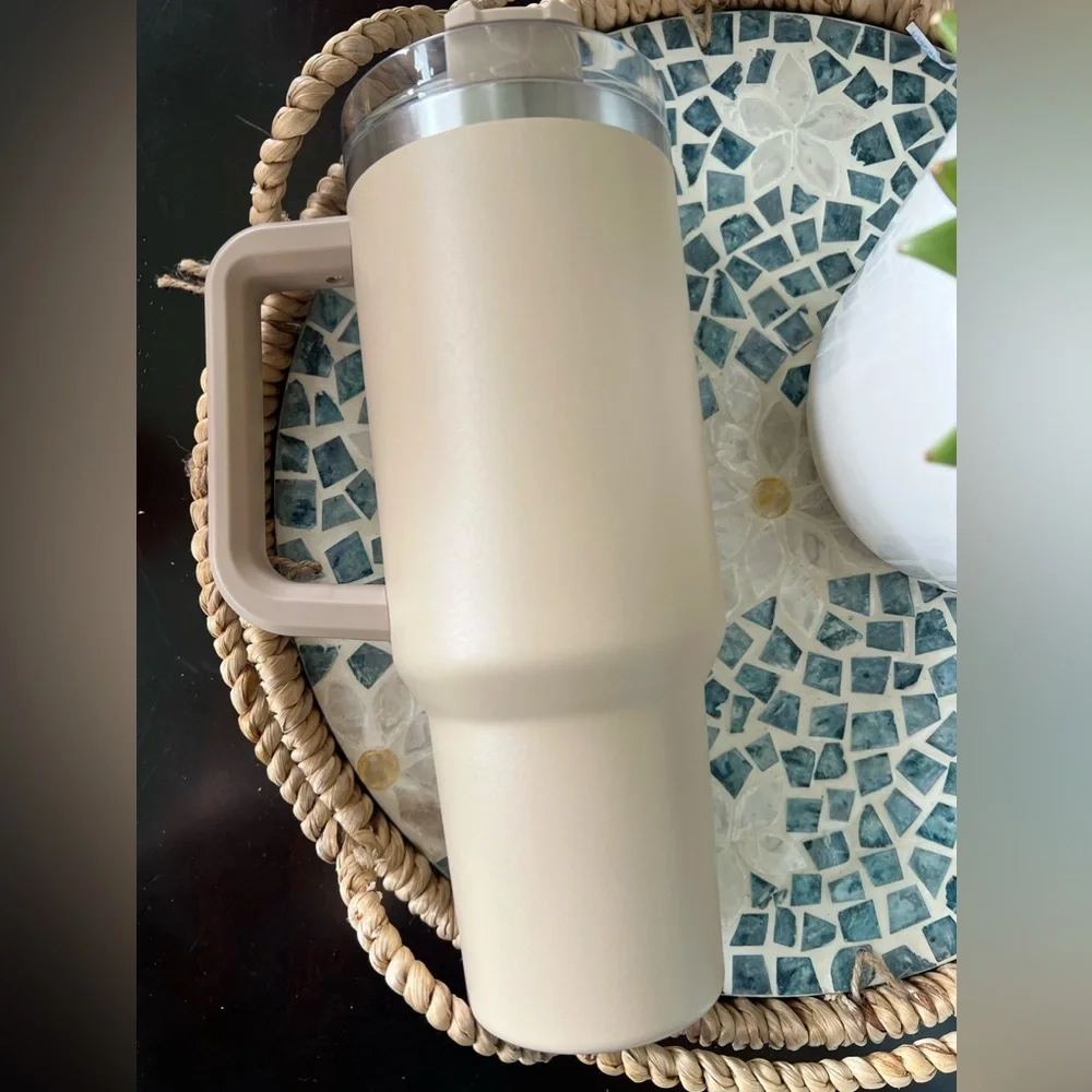 Stanley Driftwood OG 40oz Tumbler - Picture 2 of 6